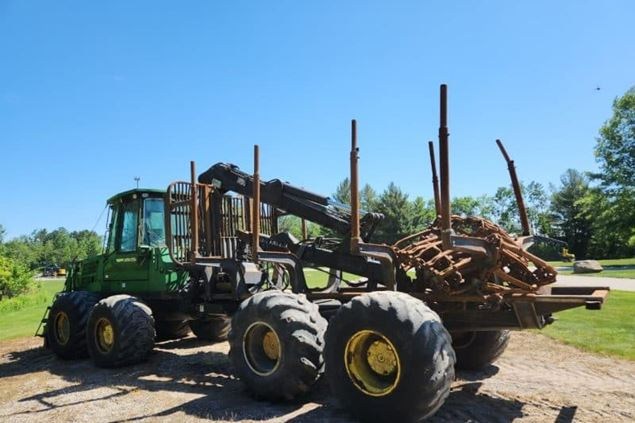 John Deere 1710D Forwarder
